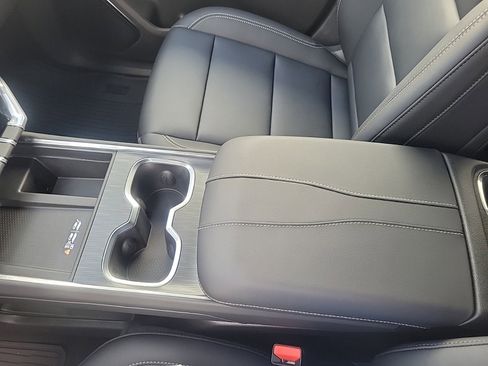 New 2026 GMC Acadia Elevation w/ Elevation Premium Package image 17