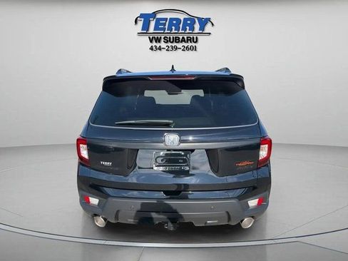Used 2023 Honda Passport TrailSport image 3