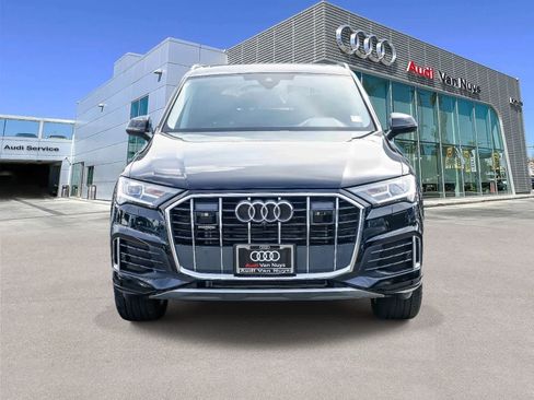 Used 2023 Audi Q7 Premium w/ Convenience Package image 6