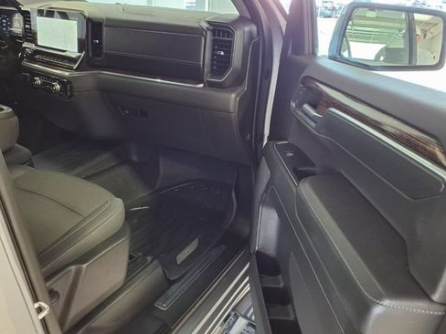 Used 2023 GMC Sierra 1500 SLE w/ Preferred Package RWD image 27