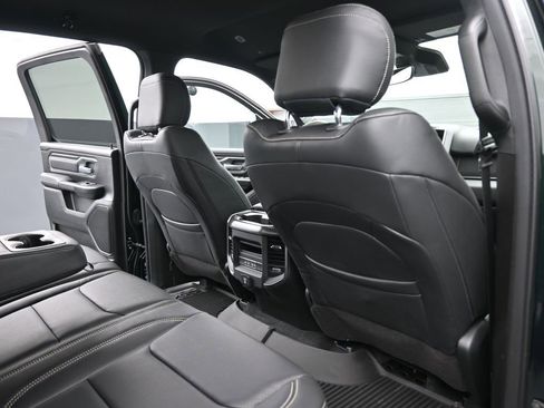 New 2026 RAM 1500 4x4 Crew Cab image 29