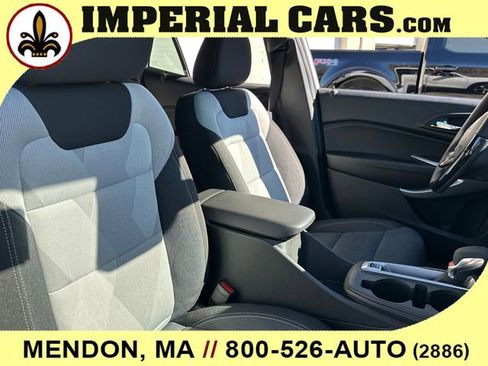 New 2026 Chevrolet Trax RS w/ Sunroof Package image 14