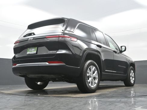 Used 2023 Jeep Grand Cherokee Limited image 30