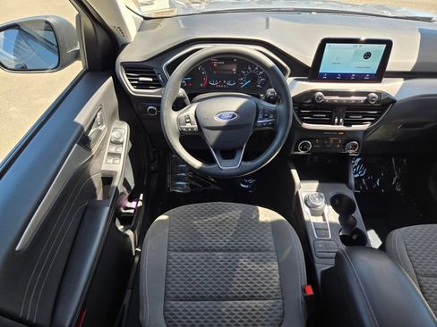 Used 2022 Ford Escape SE FWD image 17