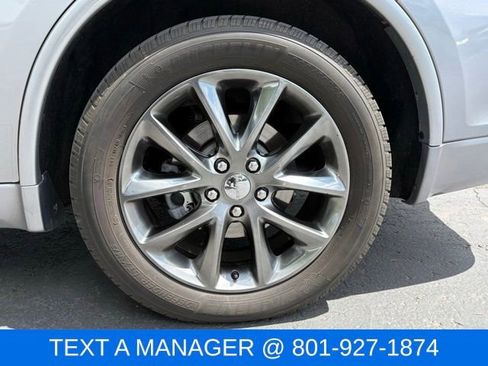 Used 2015 Dodge Durango R/T w/ Technology Group AWD/4WD image 13