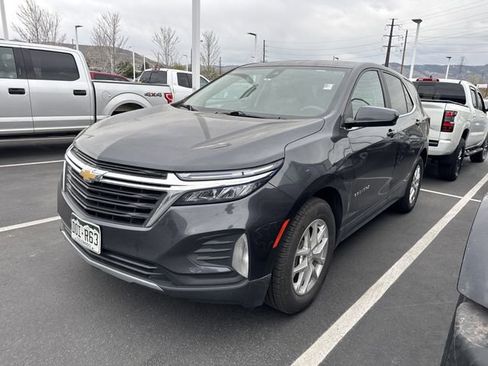 Used 2022 Chevrolet Equinox LT image 3