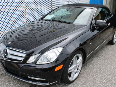 Used 2012 Mercedes-Benz E 350 Cabriolet image 25