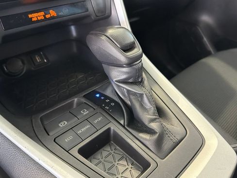 Certified 2021 Toyota RAV4 LE FWD image 26
