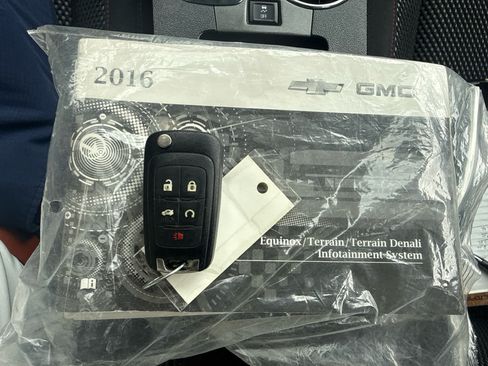 Used 2016 Chevrolet Equinox LT w/ Convenience Package AWD/4WD image 23