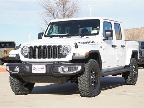 New 2026 Jeep Gladiator Sport image 3