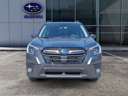 Used 2023 Subaru Forester Limited AWD/4WD image 3