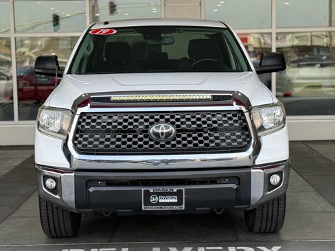 Used 2019 Toyota Tundra SR5 w/ SR5 Upgrade Package image 4
