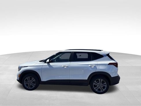 Certified 2023 Kia Seltos S AWD/4WD image 10