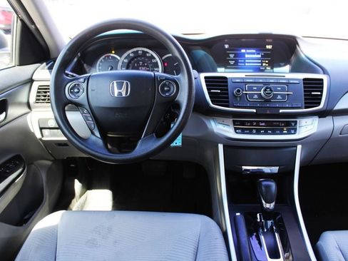 Used 2015 Honda Accord LX image 16