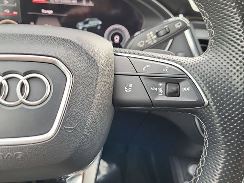 Used 2021 Audi Q5 e Prestige image 23