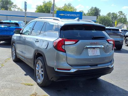 Used 2024 GMC Terrain SLT