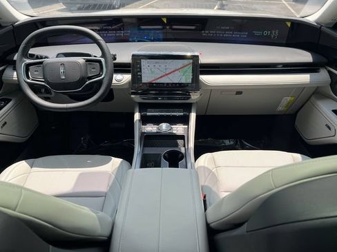 New 2026 Lincoln Nautilus Reserve AWD/4WD image 24