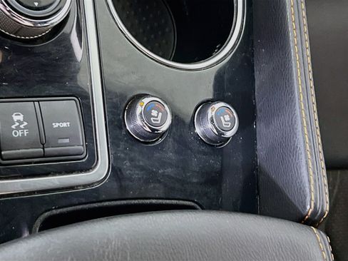 Used 2021 Nissan Maxima SR w/ Sport Mat Group FWD image 21