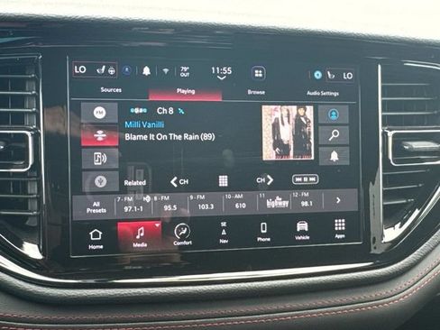 Used 2025 Dodge Durango GT AWD/4WD image 37