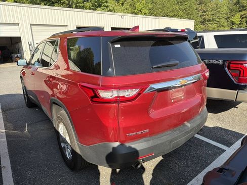 Used 2019 Chevrolet Traverse LT FWD image 19
