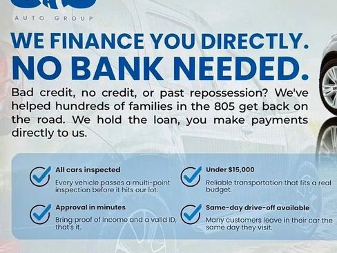 Used 2017 Toyota Camry SE image 2