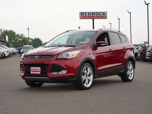 Used 2015 Ford Escape Titanium w/ Equipment Group 301A AWD/4WD image 6