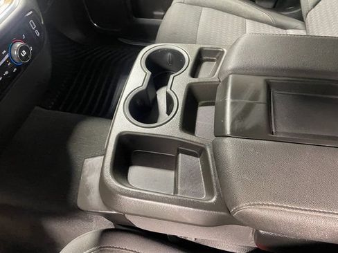 Used 2023 Chevrolet Silverado 1500 LT AWD/4WD image 17