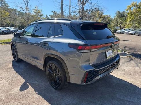 New 2026 Volkswagen Tiguan SE R-Line FWD image 4