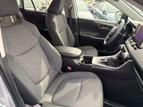 Used 2024 Toyota RAV4 XLE w/ Convenience Package AWD/4WD image 10