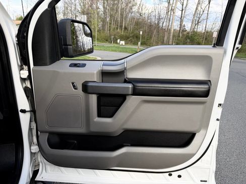 Used 2017 Ford F150 XLT w/ Equipment Group 301A Mid image 25