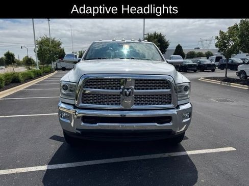 Used 2015 RAM 2500 Laramie AWD/4WD image 2