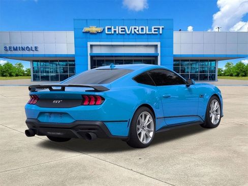Used 2024 Ford Mustang GT RWD image 4