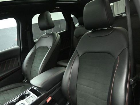 Certified 2021 Ford Edge ST-Line w/ Class II Trailer Tow Package image 10