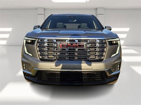 New 2026 GMC Acadia Denali w/ Super Cruise Package image 8