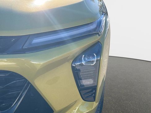 Used 2024 Chevrolet Trax ACTIV w/ Sunroof Package image 10