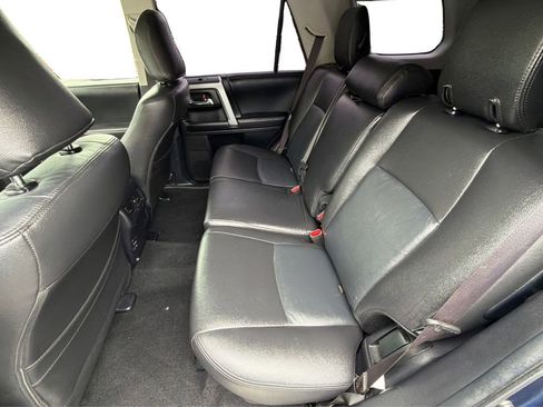 Used 2016 Toyota 4Runner SR5 RWD image 10