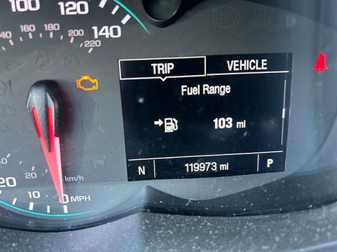 Used 2018 Chevrolet Trax LT AWD/4WD image 3