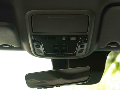 Used 2020 Honda Pilot Elite image 36