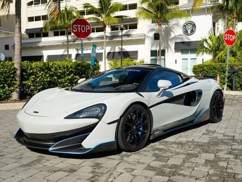 Used 2019 McLaren 600LT RWD image 2