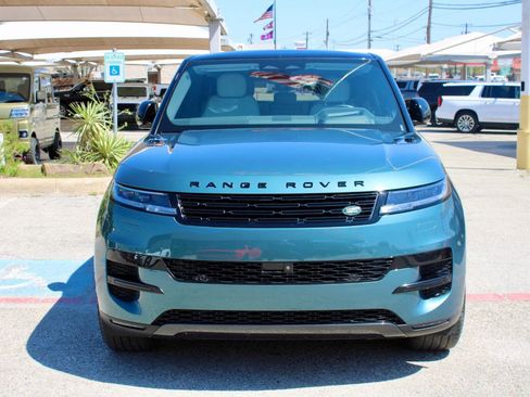 Used 2024 Land Rover Range Rover Sport SE image 4