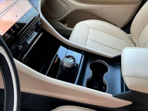 New 2025 Jeep Grand Cherokee Limited image 10