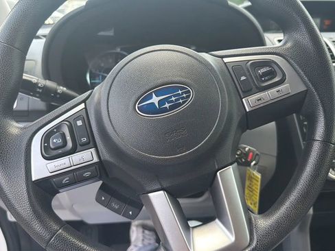 Used 2017 Subaru Forester 2.5i Premium AWD/4WD image 19