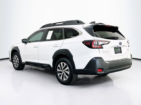 Used 2025 Subaru Outback Premium w/ Popular Package #1A AWD/4WD image 5