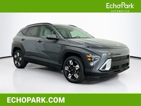 Used 2025 Hyundai Kona SEL AWD/4WD image 1