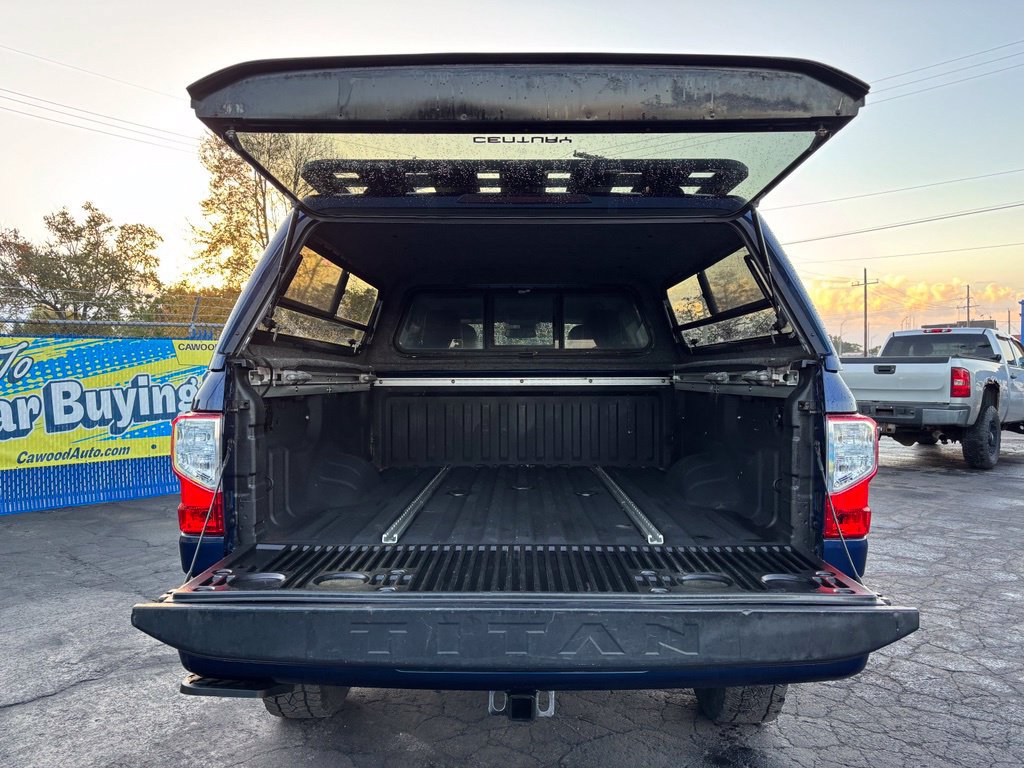 Used 2019 Nissan Titan PRO-4X AWD/4WD image 6