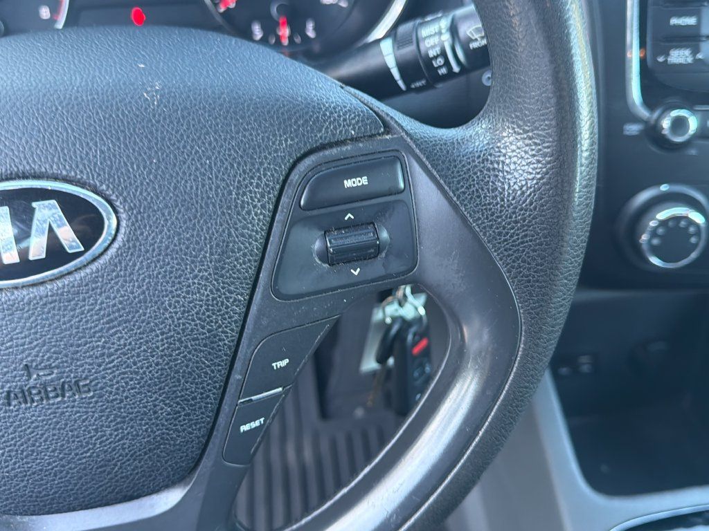 Used 2017 Kia Forte LX FWD image 20