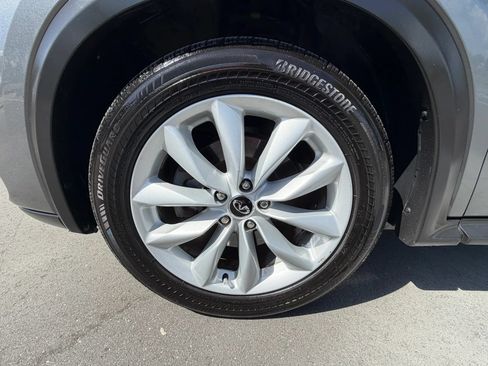 Used 2019 INFINITI QX50 Luxe FWD image 15
