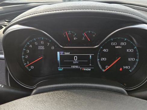 Used 2019 Chevrolet Impala LT FWD image 13
