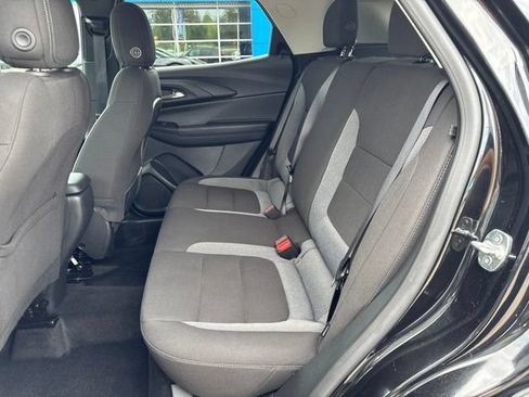 Used 2024 Chevrolet TrailBlazer LT AWD/4WD image 9