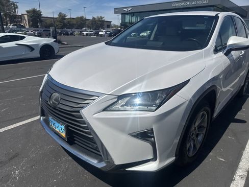 Used 2019 Lexus RX 350 FWD image 2